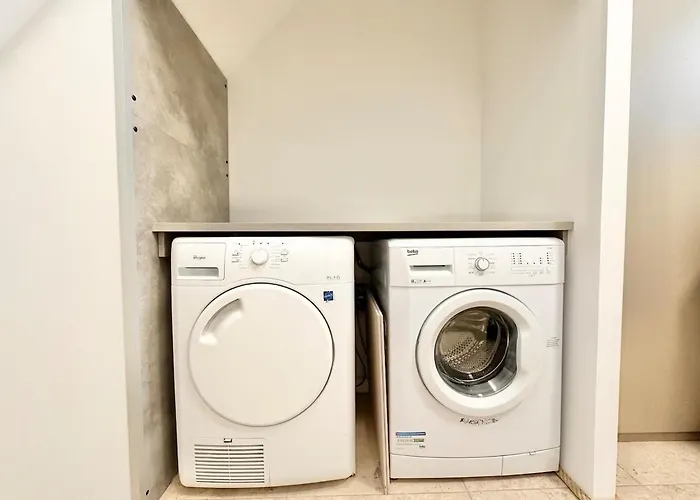 Le Ronsard - Elegance -